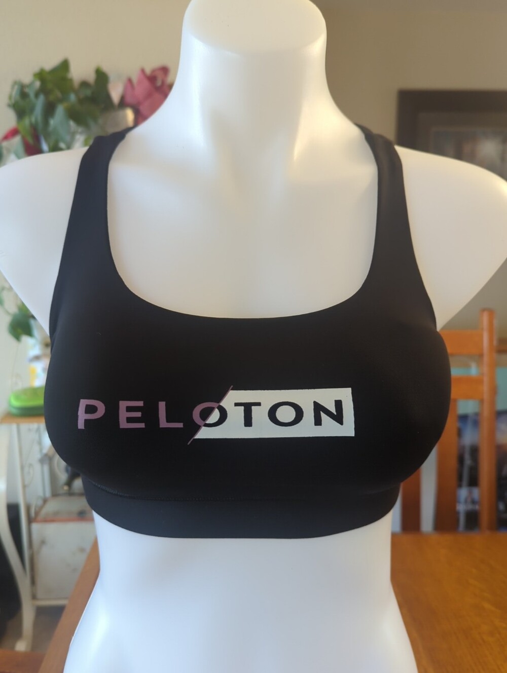 Lululemon │Peloton │Black Activewear Strappy Sport Bra │Size 4